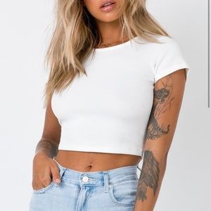 Princess Polly classic tee